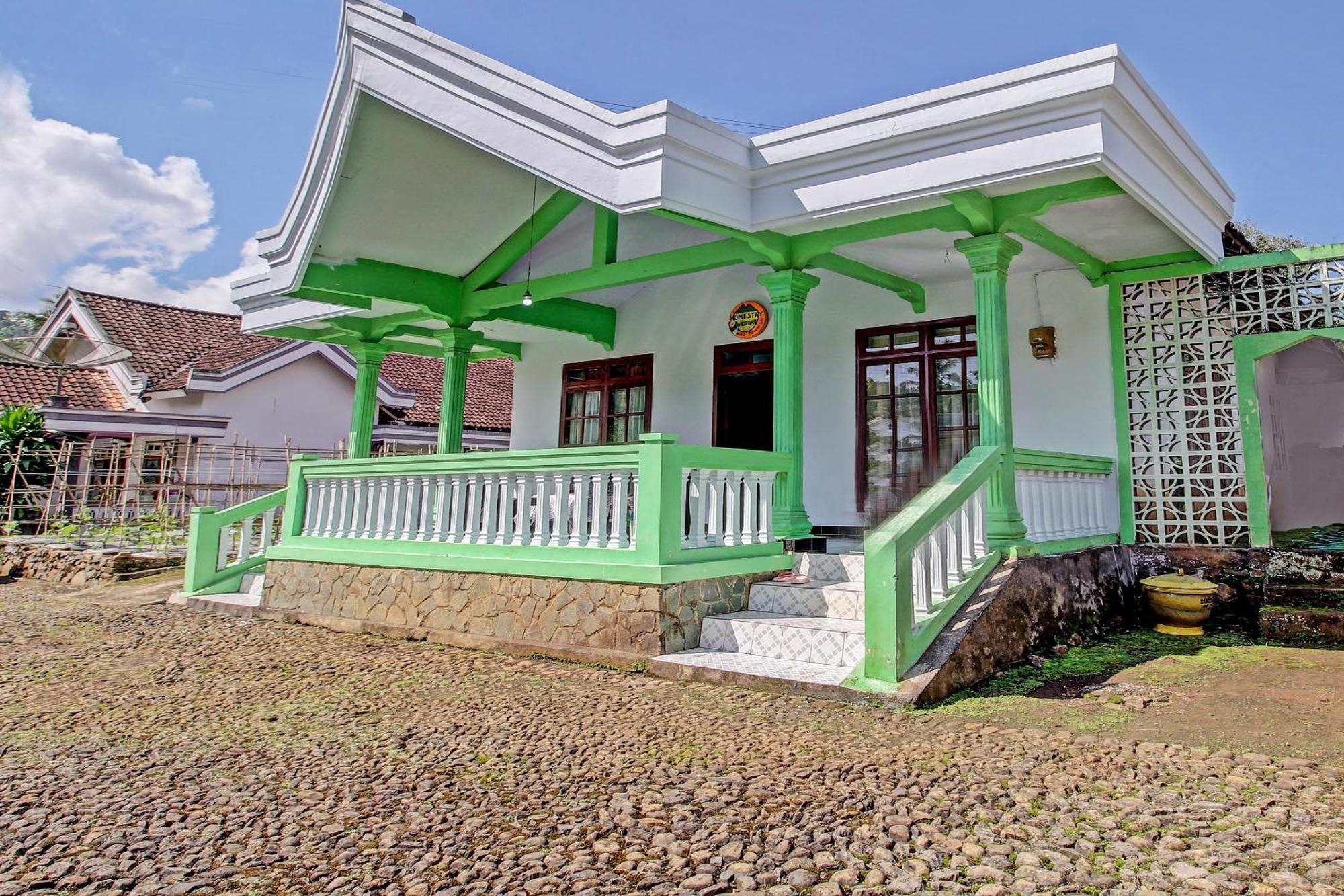Hotel Spot On 91214 Desa Wisata Pandean Trenggalek Exteriér fotografie