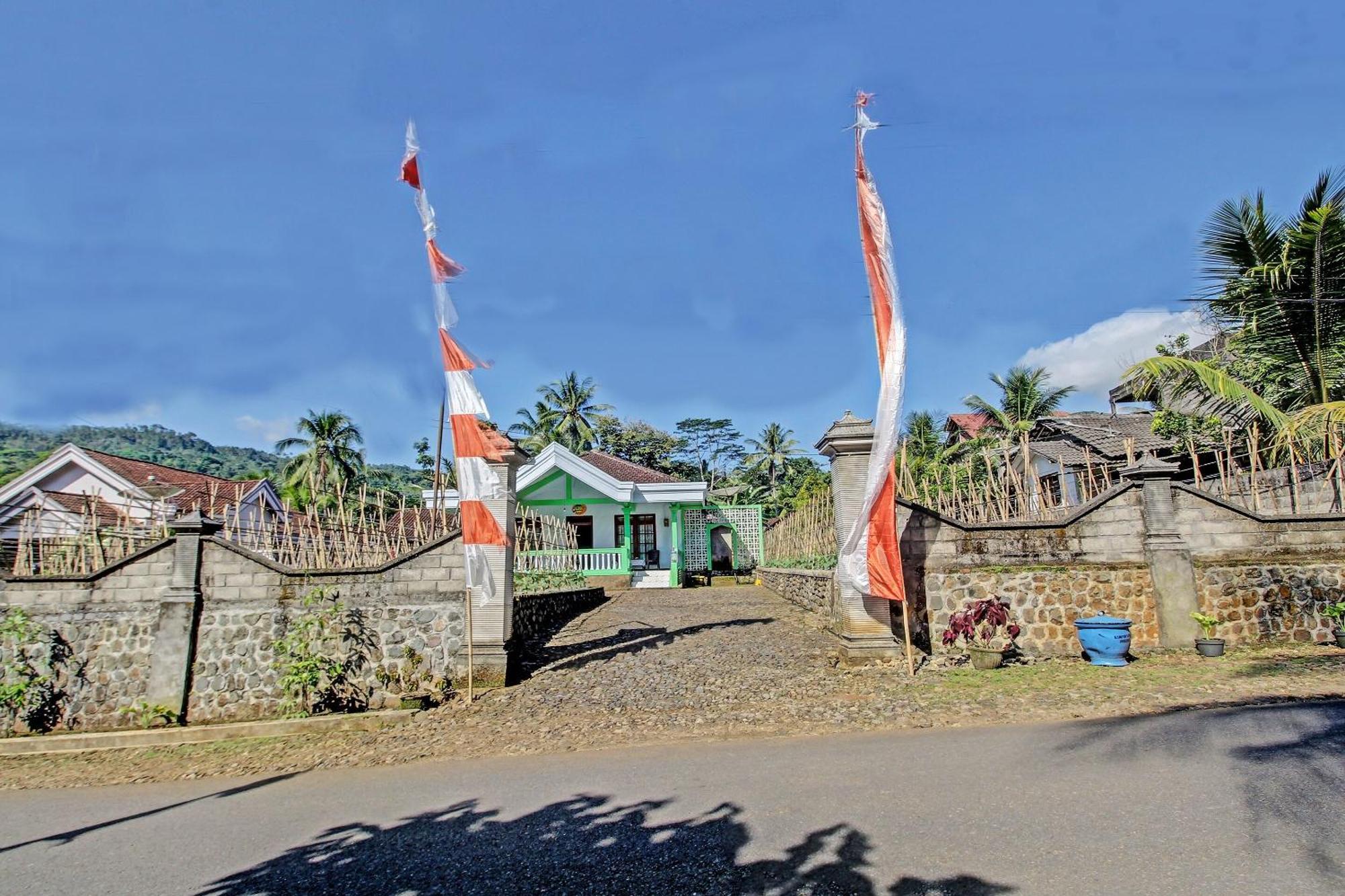 Hotel Spot On 91214 Desa Wisata Pandean Trenggalek Exteriér fotografie